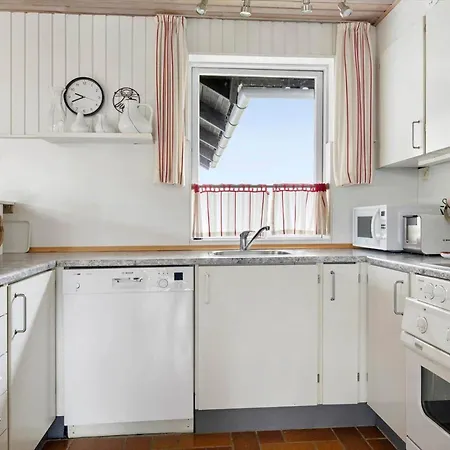 0164-romo-julianehab-29 Kongsmark